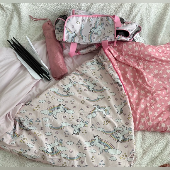 Pink Unicorn & Rainbow Slumber Set - Reversible Sleeping Bag, Tent & Duffle Bag - Picture 7 of 10
